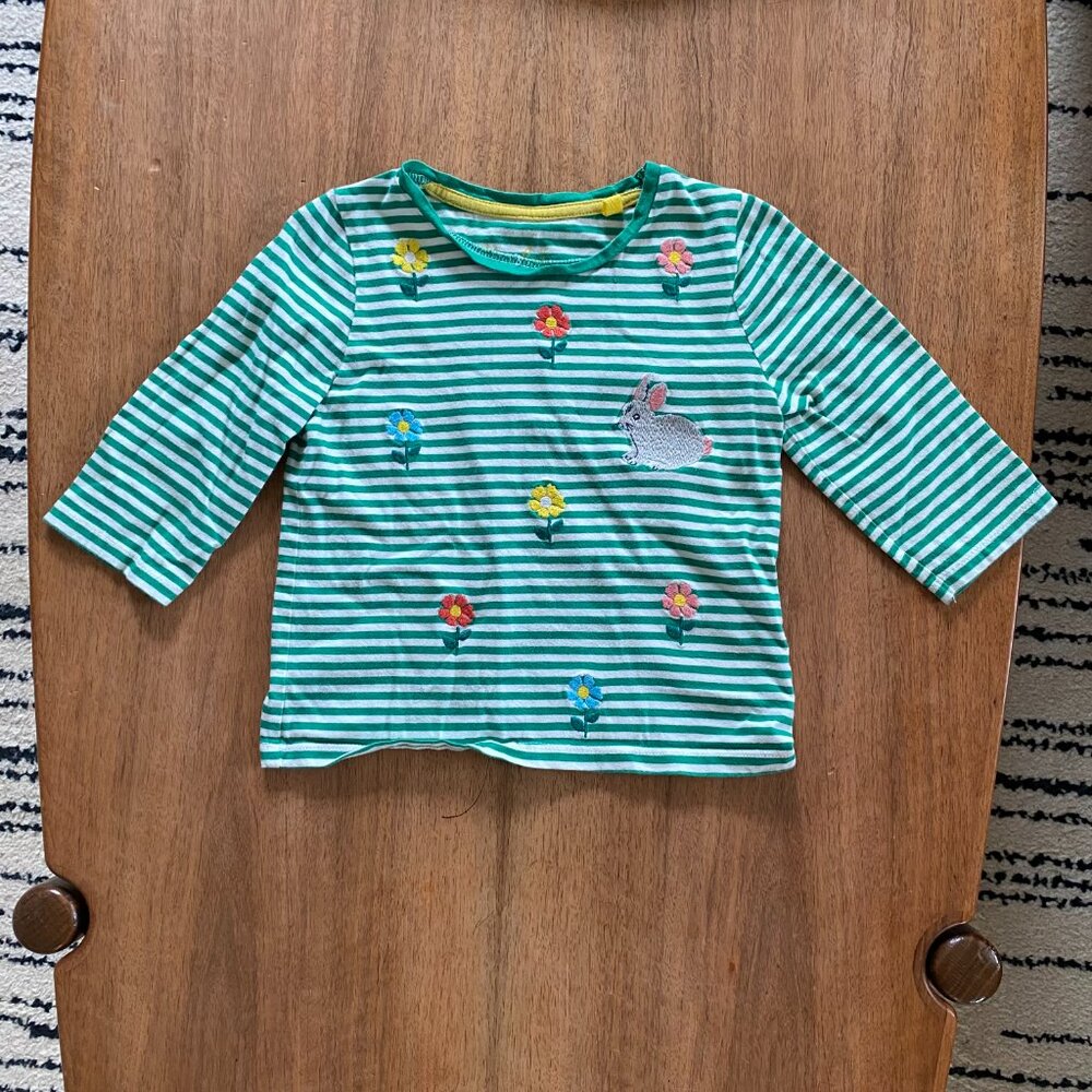 Adorable Mini Boden embroidered bunny t-shirt, size 3-4T, green white stripes